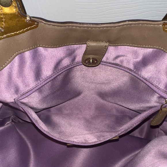 Coach Vintage Carly Patchwork Shoulder Bag - Picture 16 of 17